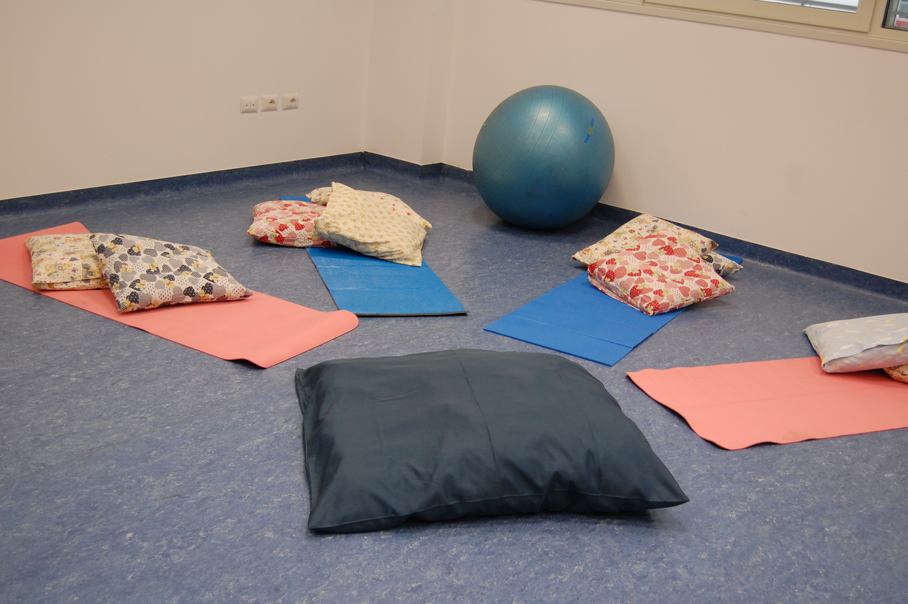 Un'immagine generica segnaposto con angoli arrotondati in una figura.